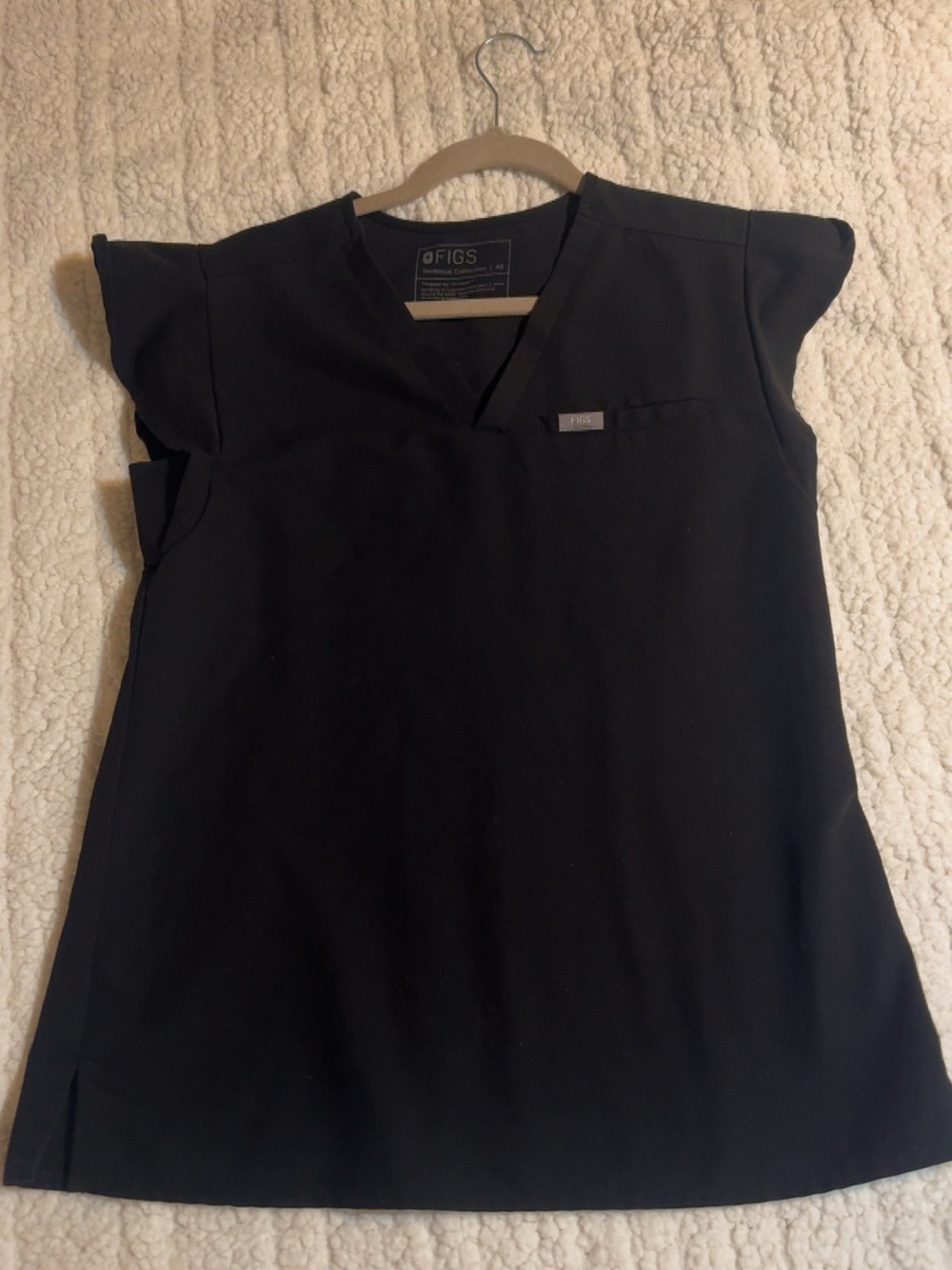 Figs Black V-Neck Women's Tunic Scrub Top